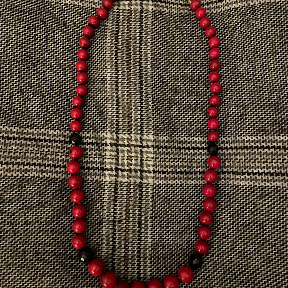 Vintage Joan Rivers Red and Black Beaded Necklace